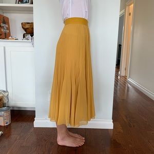 Wilfred Twirl Skirt